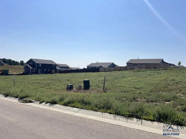 3132 FRAN WAY, Rapid City, SD 57703