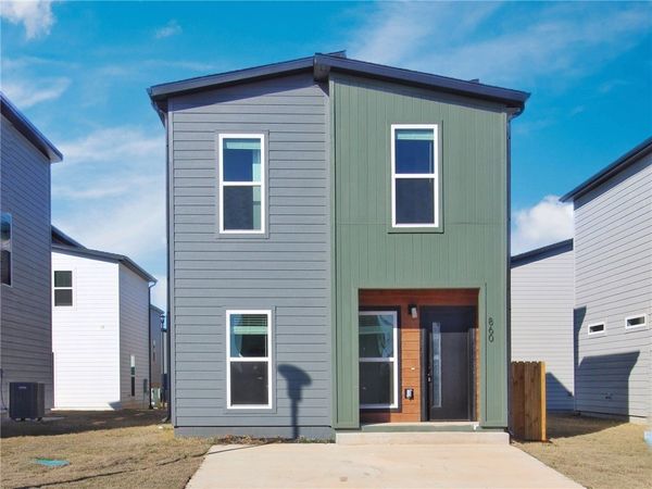 860 States Avenue, Bentonville, AR 72713