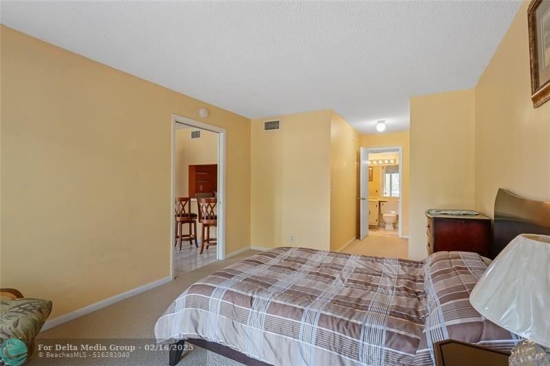 3909 N Ocean Boulevard, Unit 216, Fort Lauderdale, FL 33308 Photo