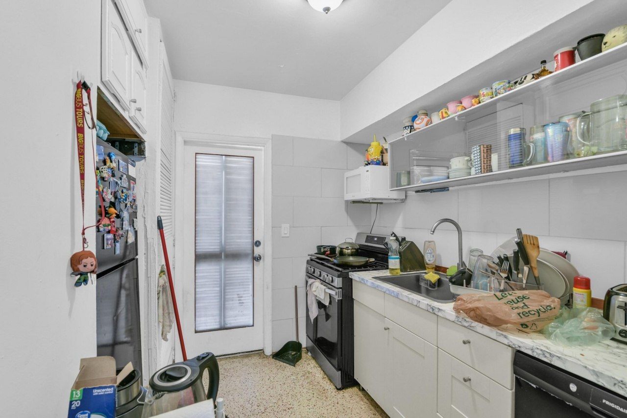 8430 Byron Avenue, Miami Beach, FL 33141 Photo