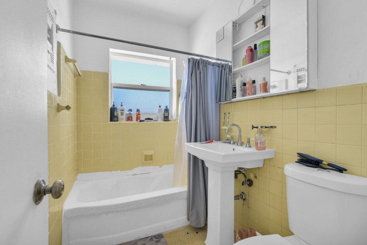 8430 Byron Avenue, Miami Beach, FL 33141 Photo