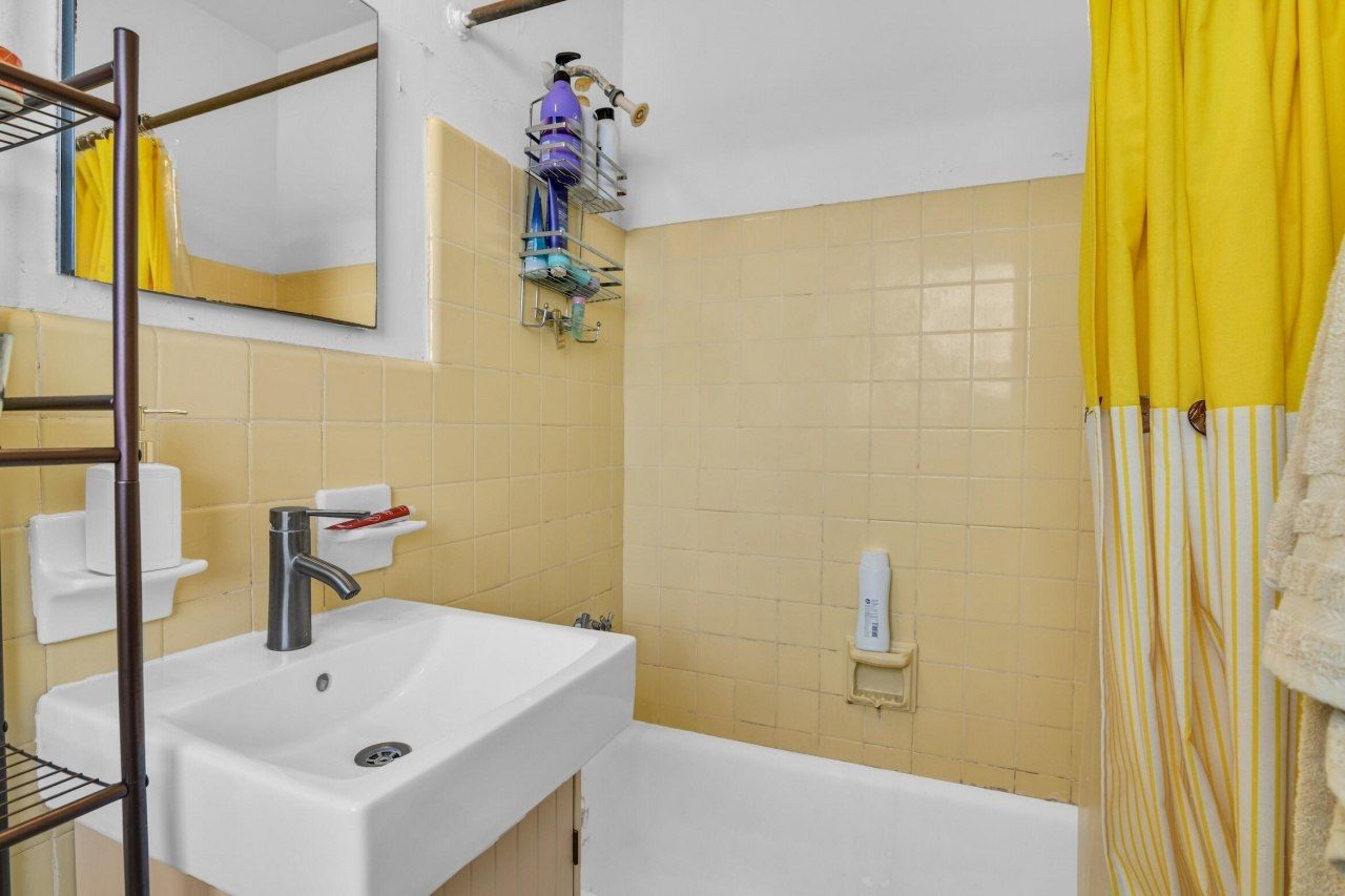 8430 Byron Avenue, Miami Beach, FL 33141 Photo