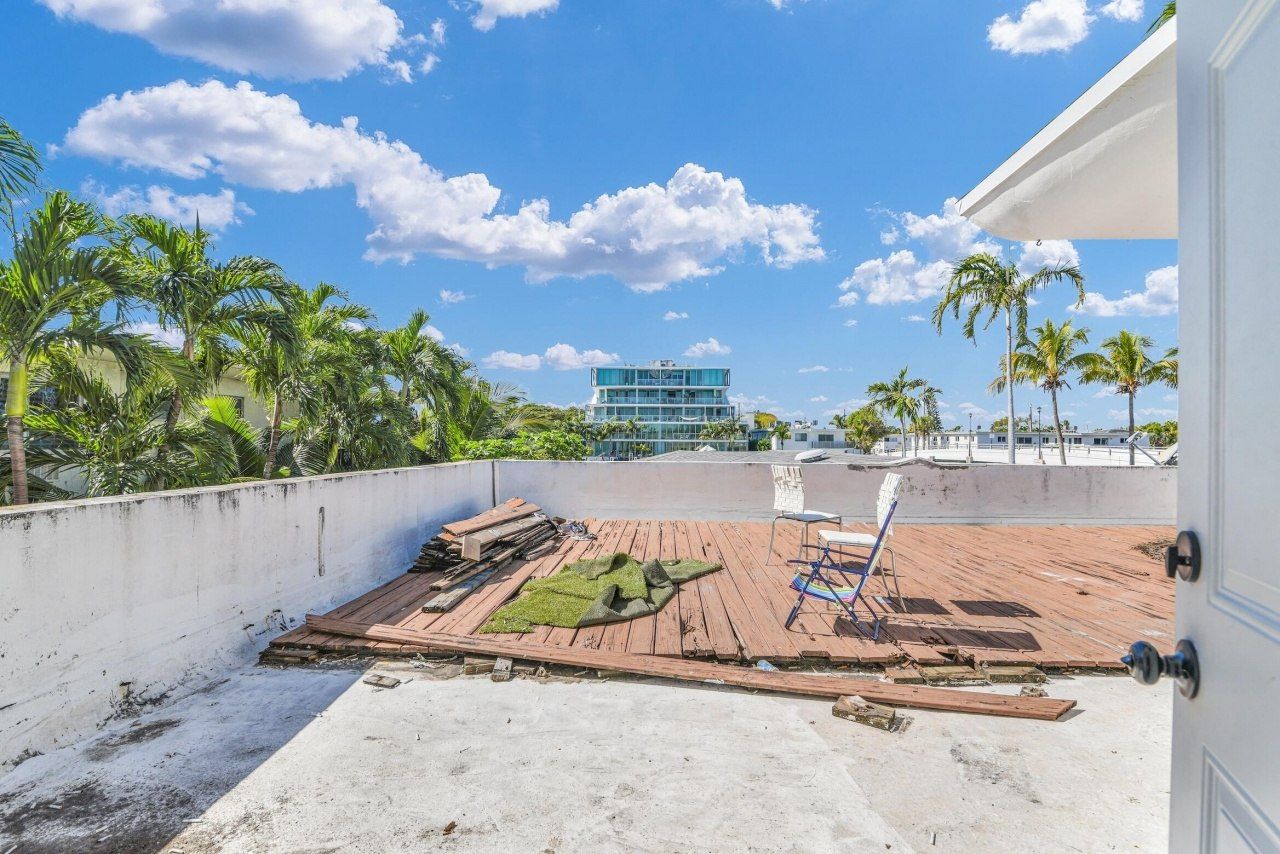 8430 Byron Avenue, Miami Beach, FL 33141 Photo