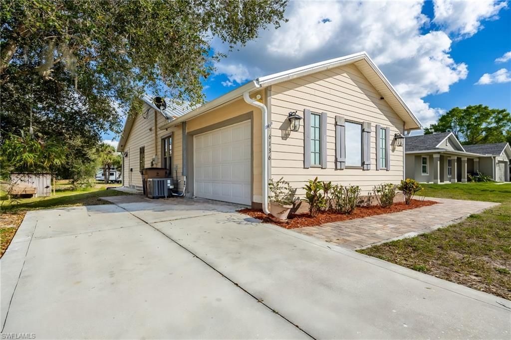 6136 Higgins Ave, Fort Myers, FL 33905 Photo