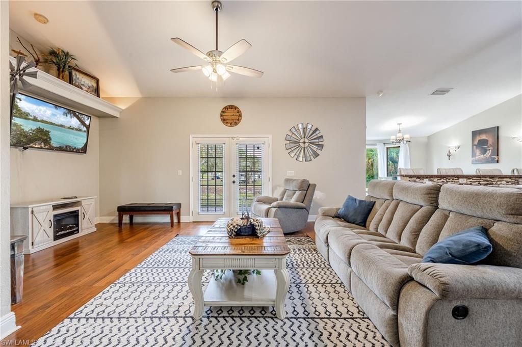 6136 Higgins Ave, Fort Myers, FL 33905 Photo