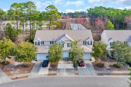 1040 Fairway Ln. photo 4