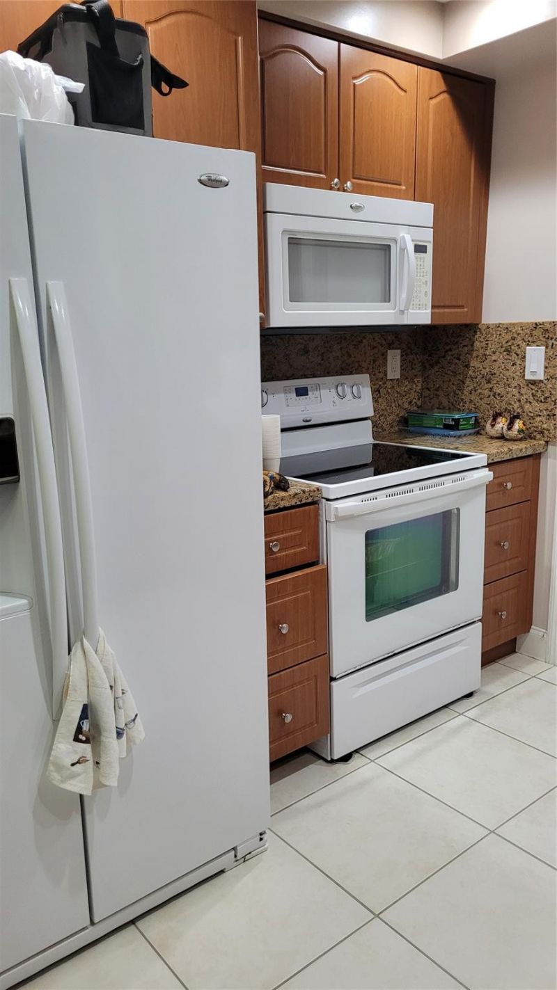 1400 NW 67th Terrace, Margate, FL 33063 Photo