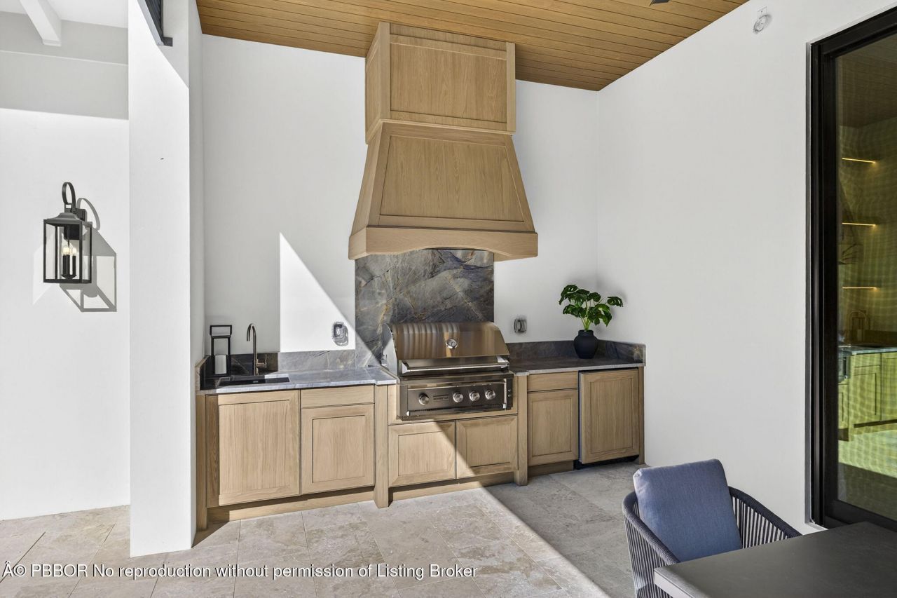 212 Gregory Place, West Palm Beach, FL 33405 Photo