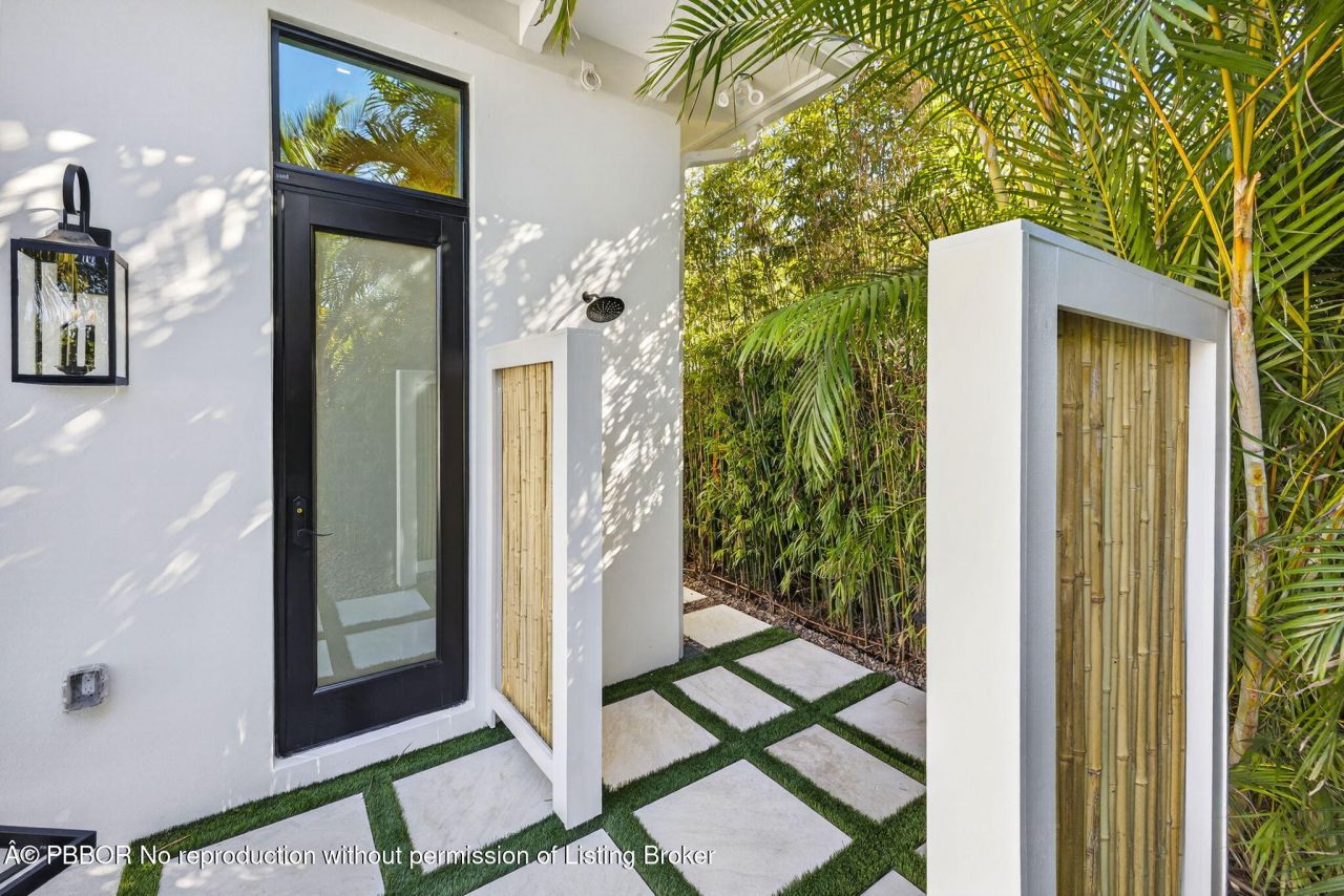 212 Gregory Place, West Palm Beach, FL 33405 Photo