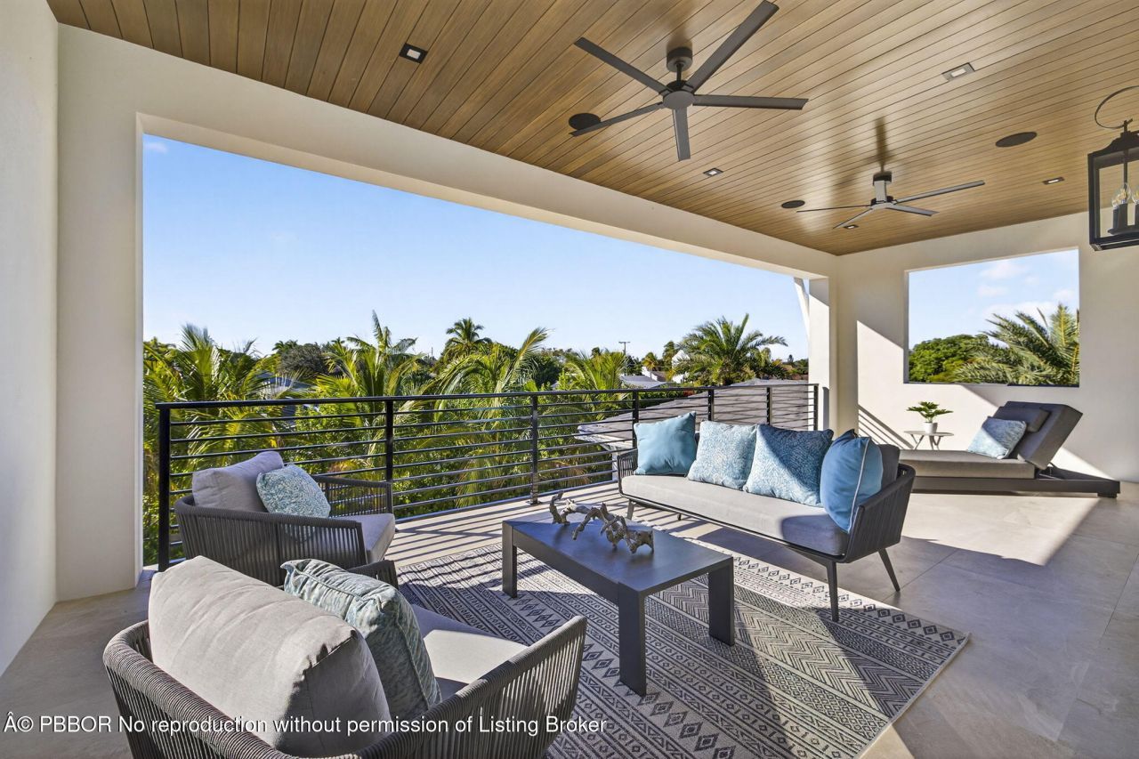 212 Gregory Place, West Palm Beach, FL 33405 Photo