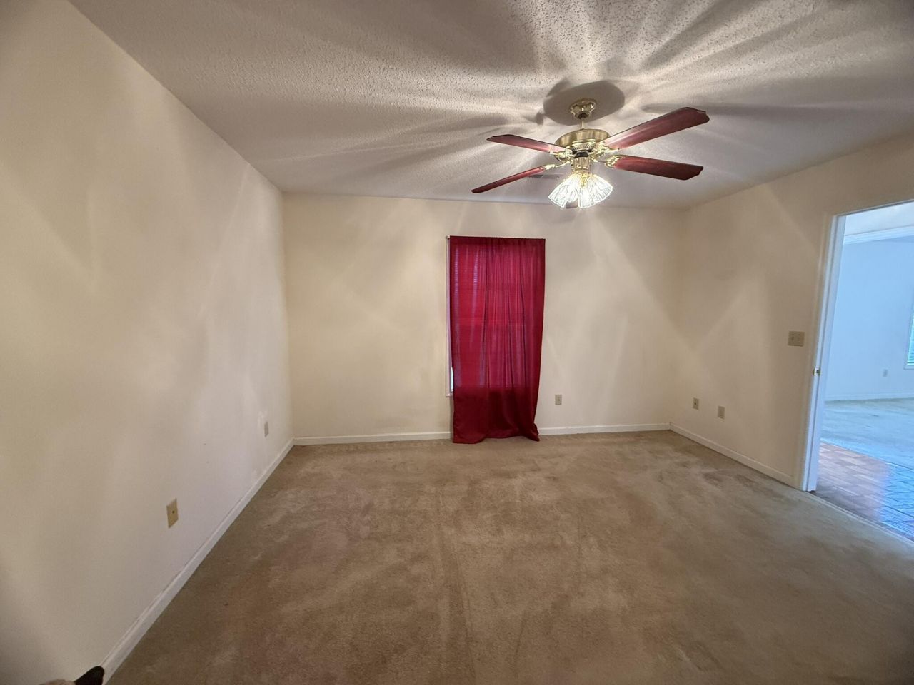 146 Lombardi Court Photo 18