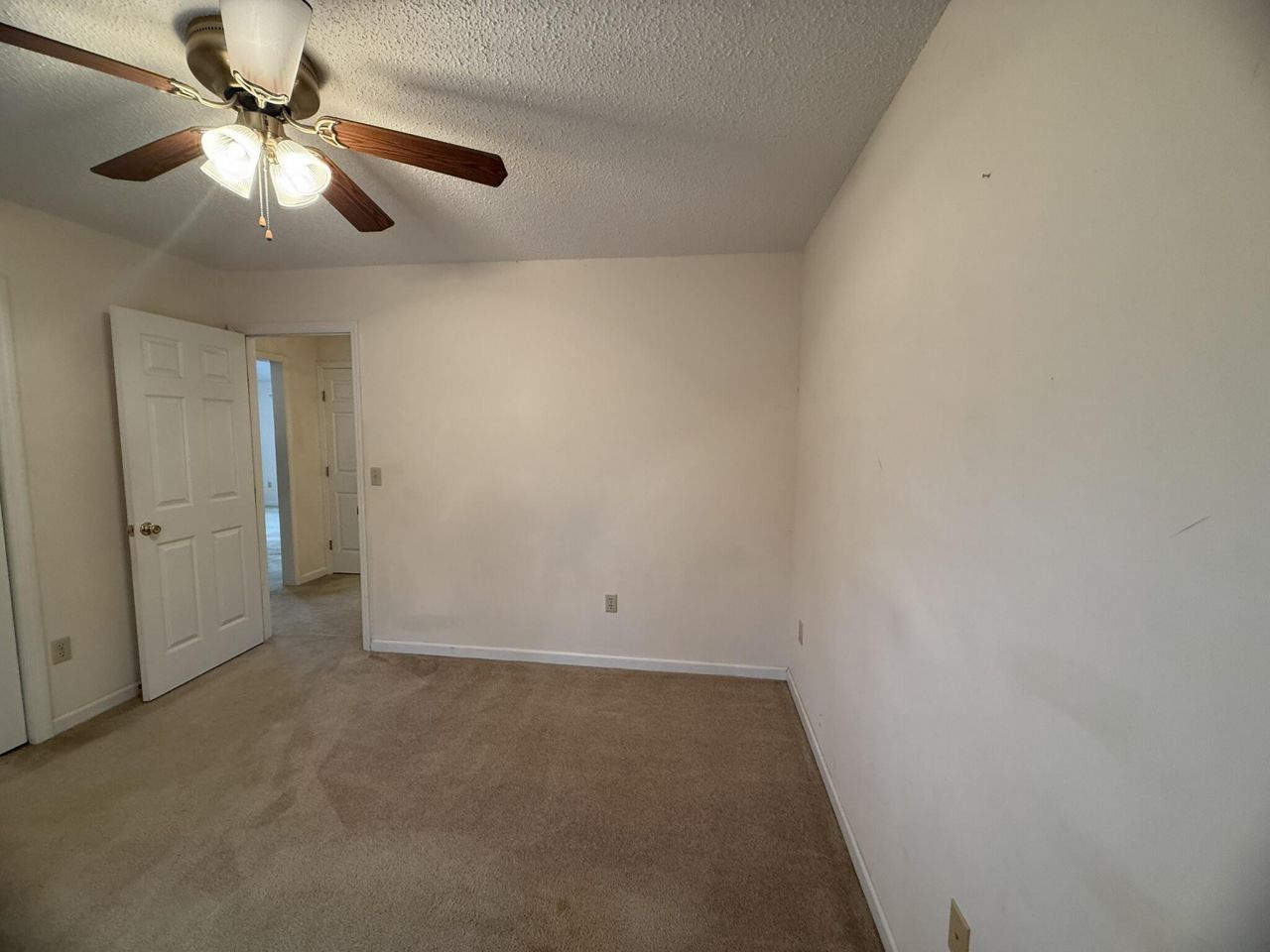 146 Lombardi Court Photo 22