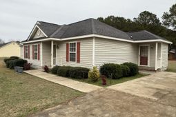 146 Lombardi Court photo 4