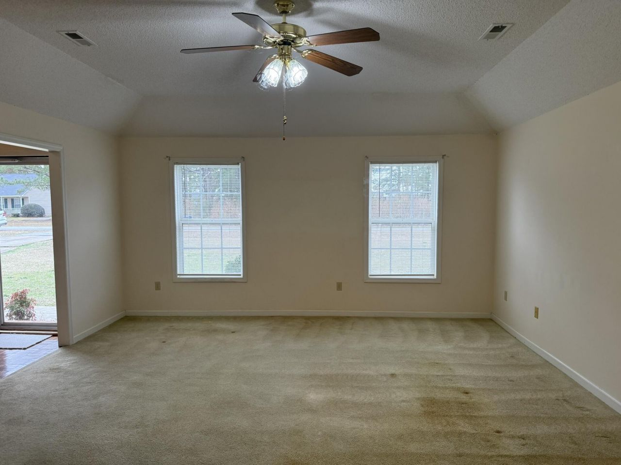 146 Lombardi Court Photo 6