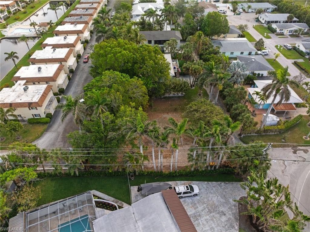 1205 Sandpiper St, Naples, FL 34102 Photo