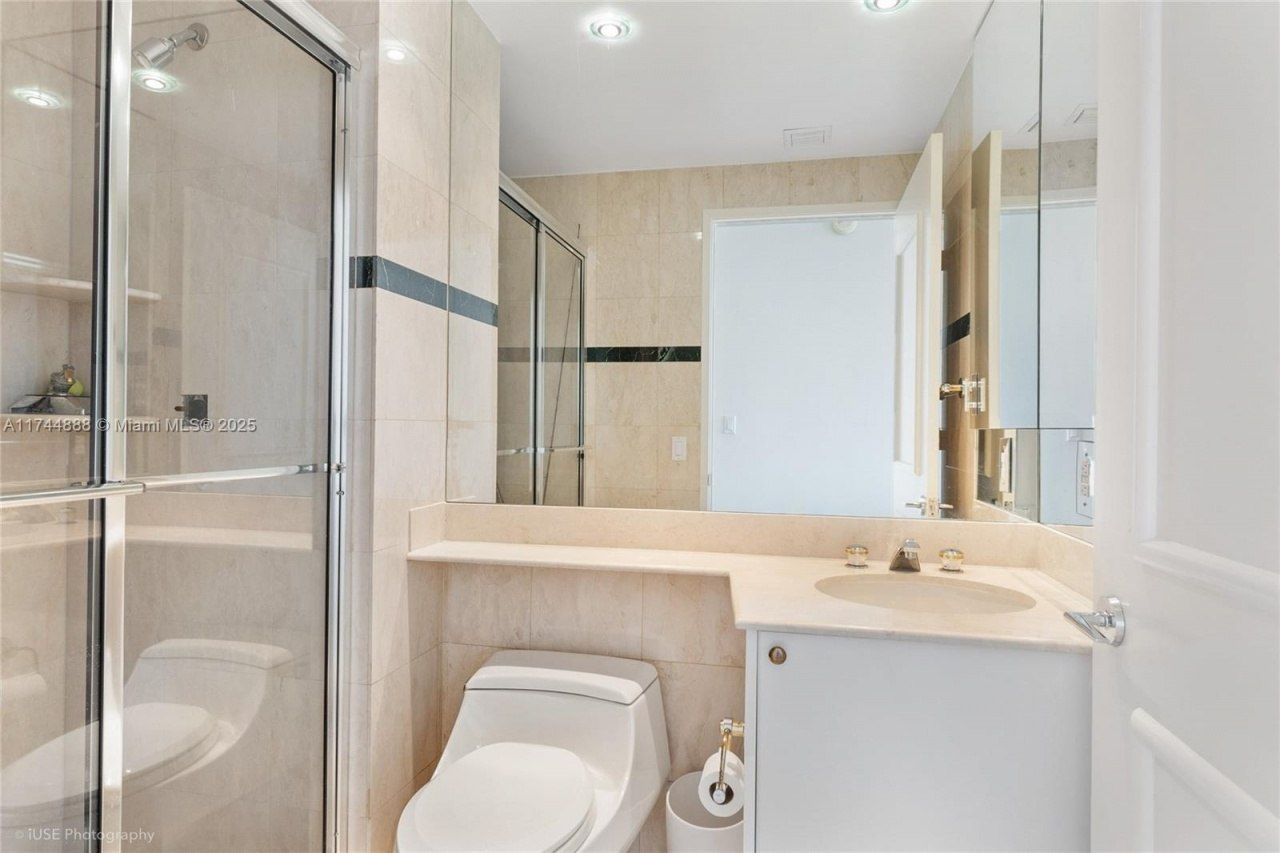 785 Crandon Blvd, Unit 705/805, Key Biscayne, FL 33149 Photo