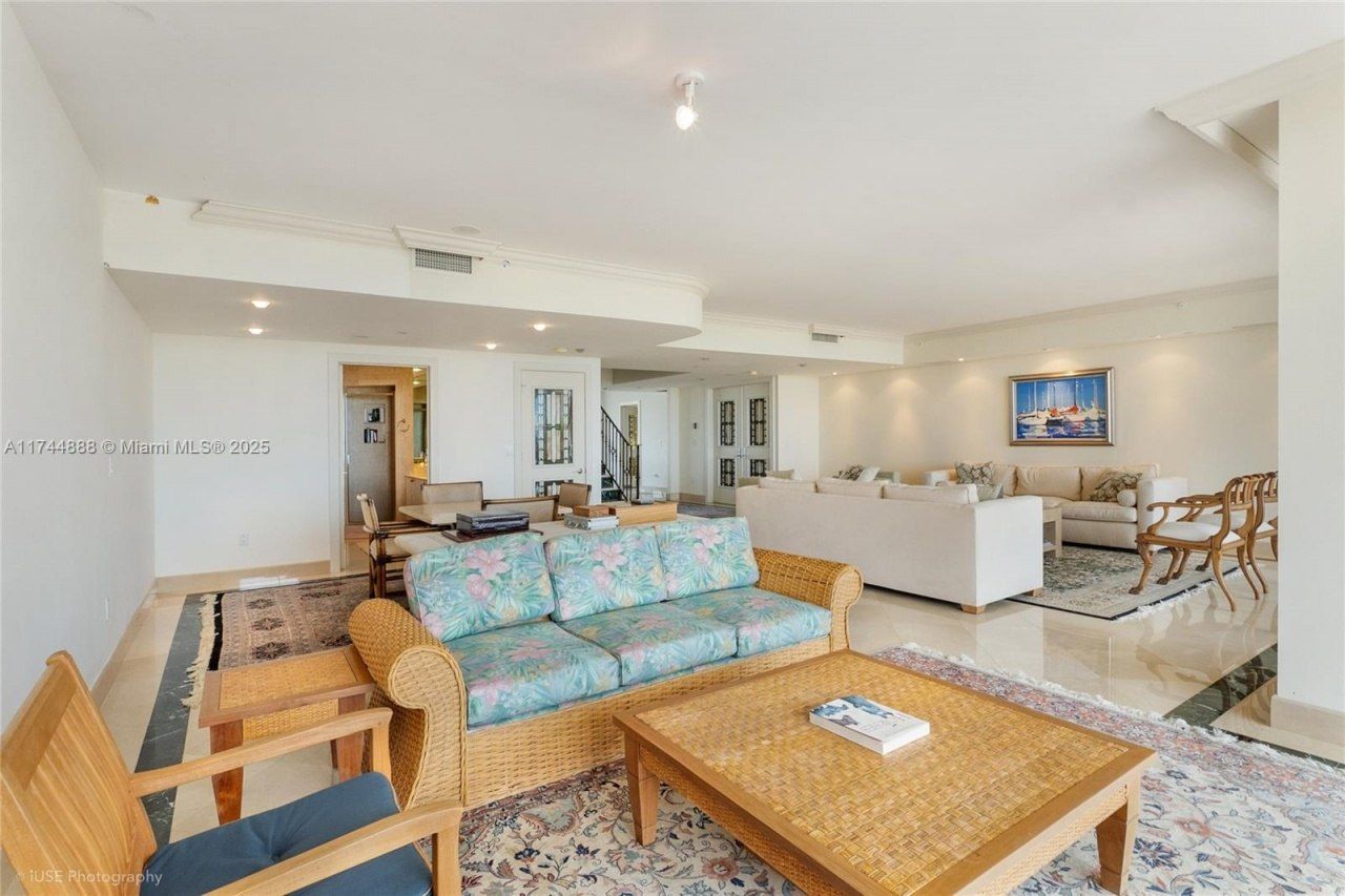 785 Crandon Blvd, Unit 705/805, Key Biscayne, FL 33149 Photo