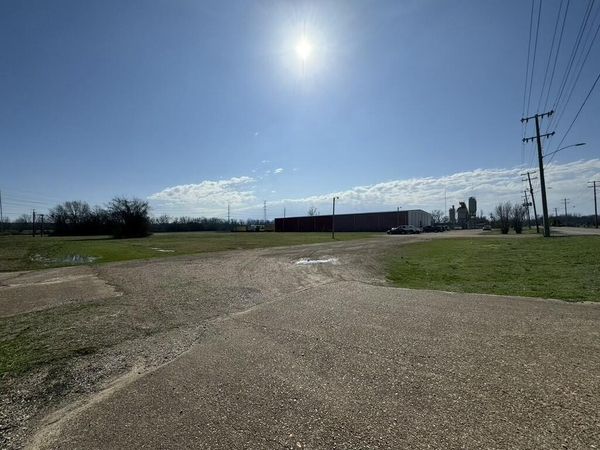 411 E Elizabeth, Tupelo, MS 38804