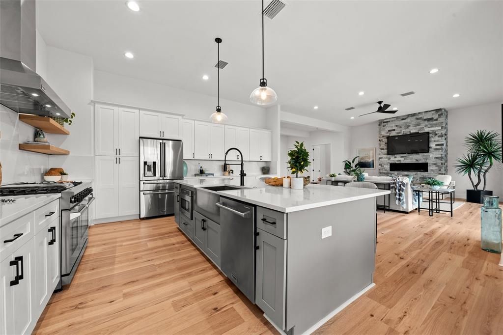 597 Buttonwood Drive, Longboat Key, FL 34228 Photo