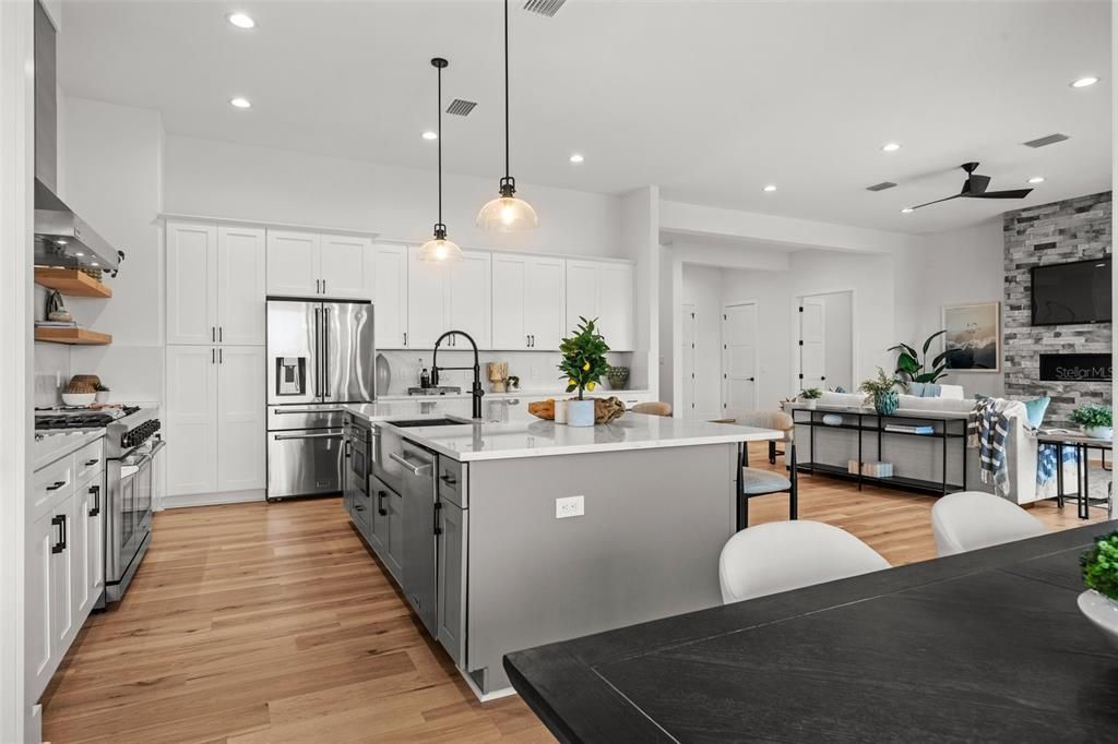 597 Buttonwood Drive, Longboat Key, FL 34228 Photo