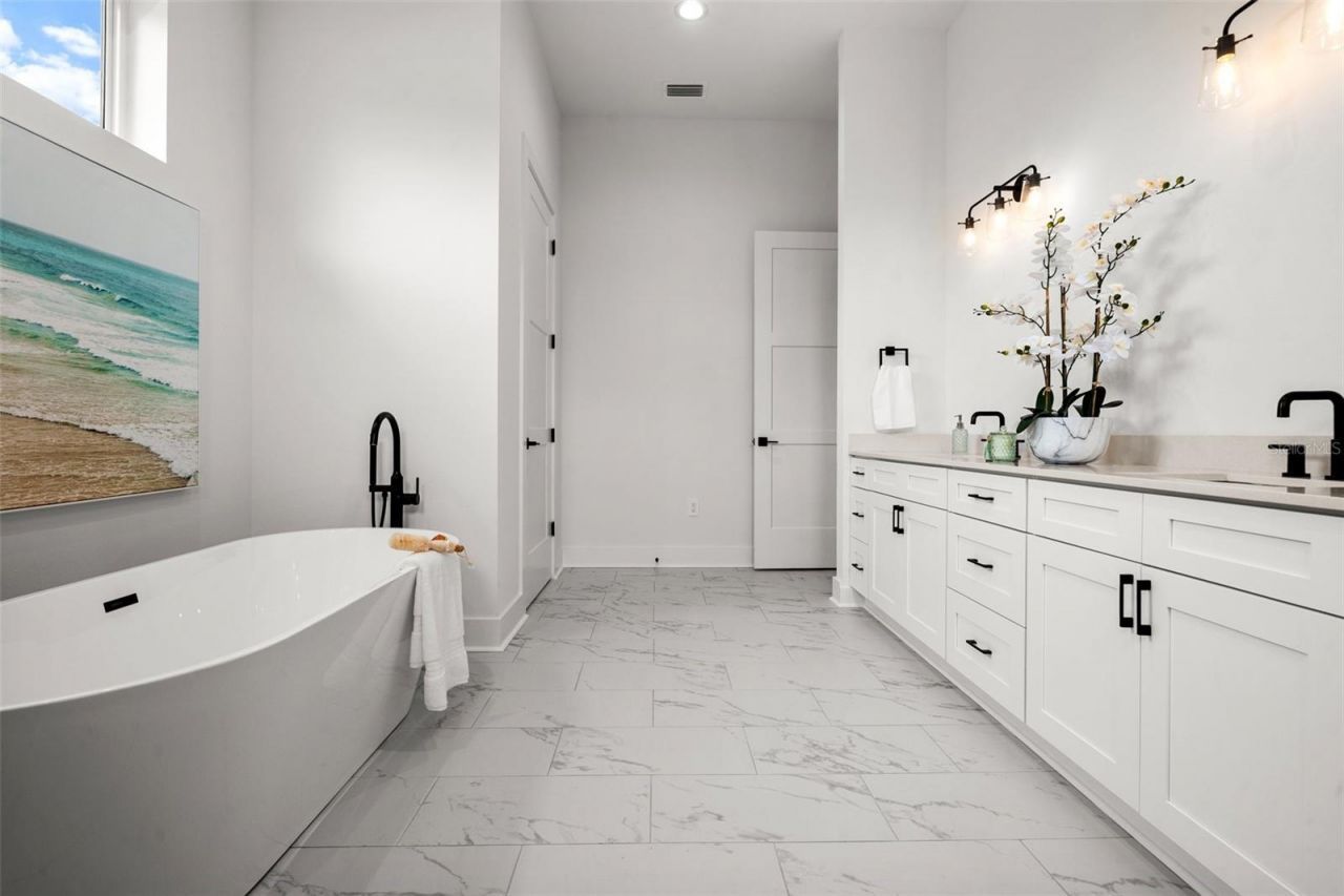 597 Buttonwood Drive, Longboat Key, FL 34228 Photo
