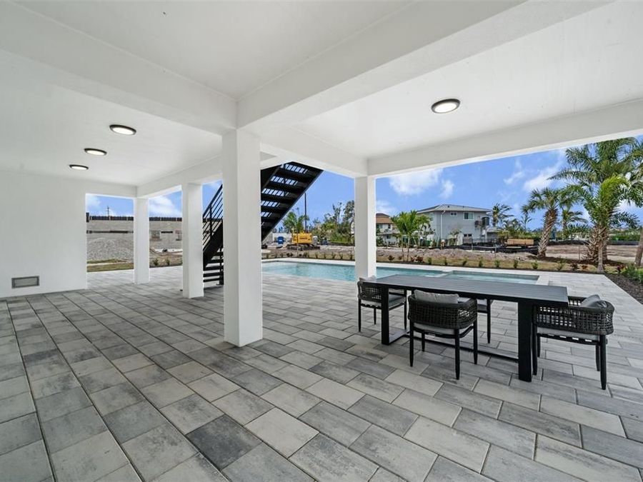 Property Image 90