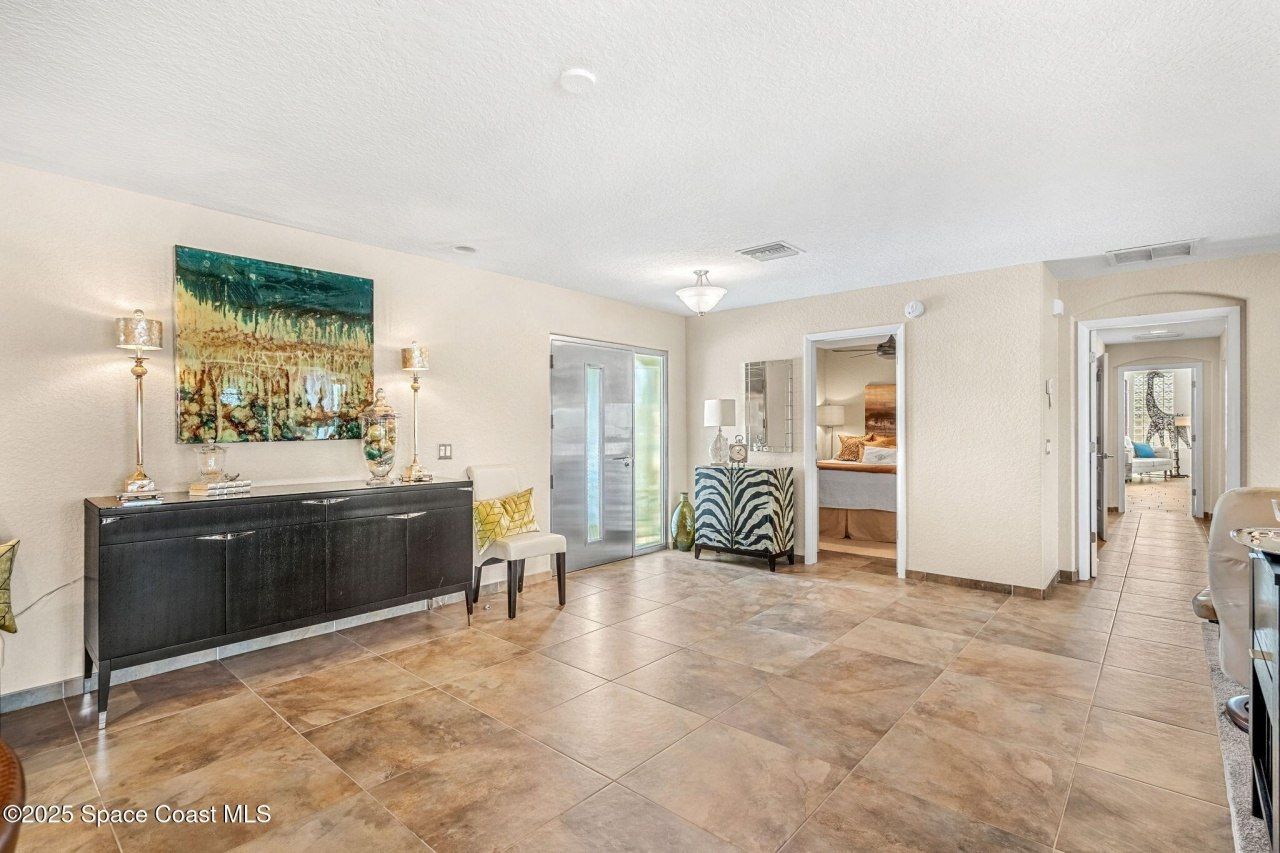 561 Capri Road, Cocoa Beach, FL 32931 Photo