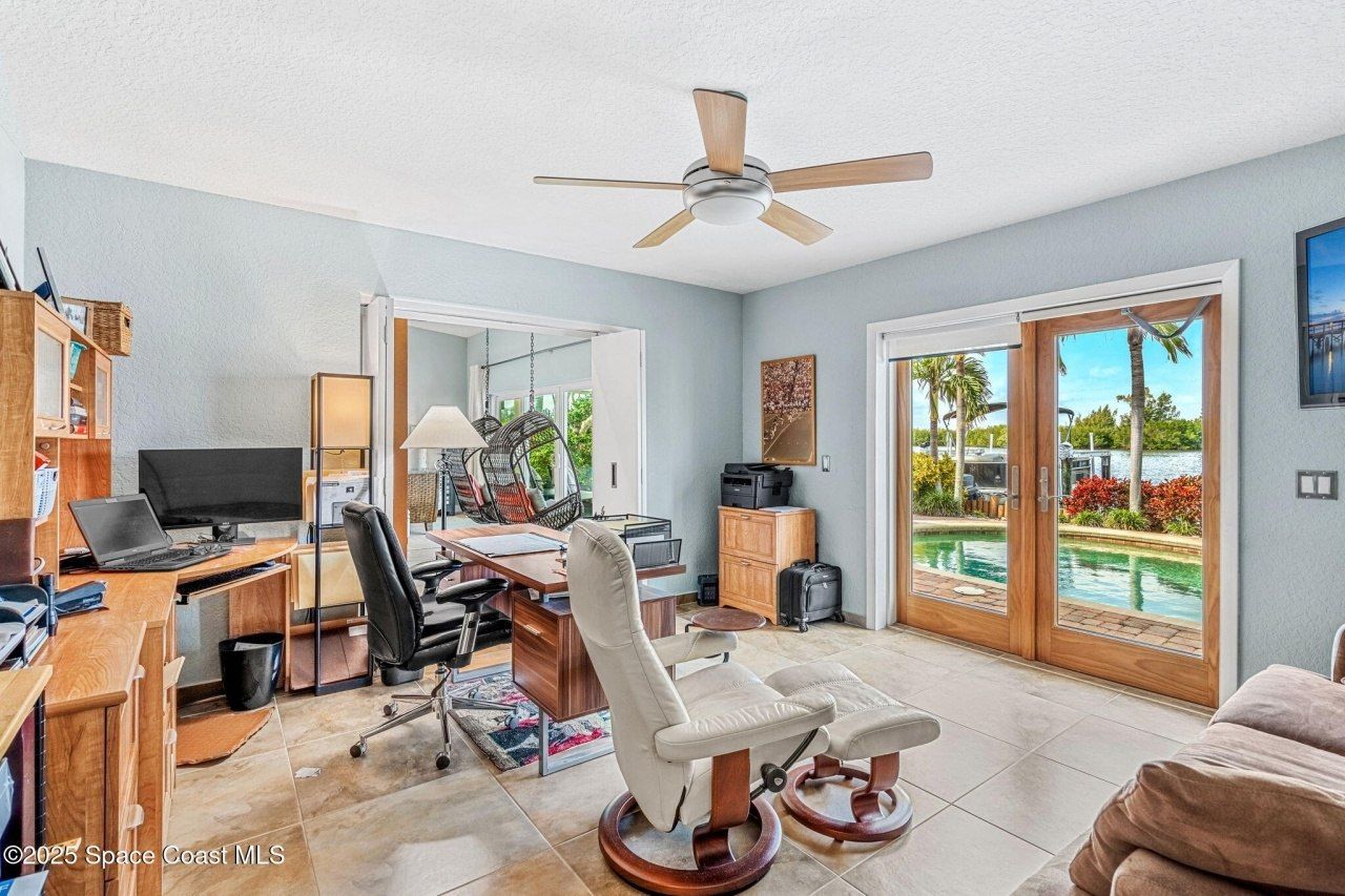 561 Capri Road, Cocoa Beach, FL 32931 Photo