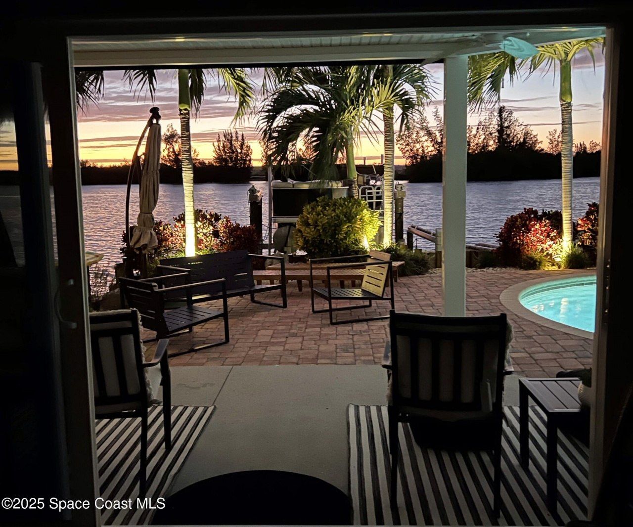 561 Capri Road, Cocoa Beach, FL 32931 Photo