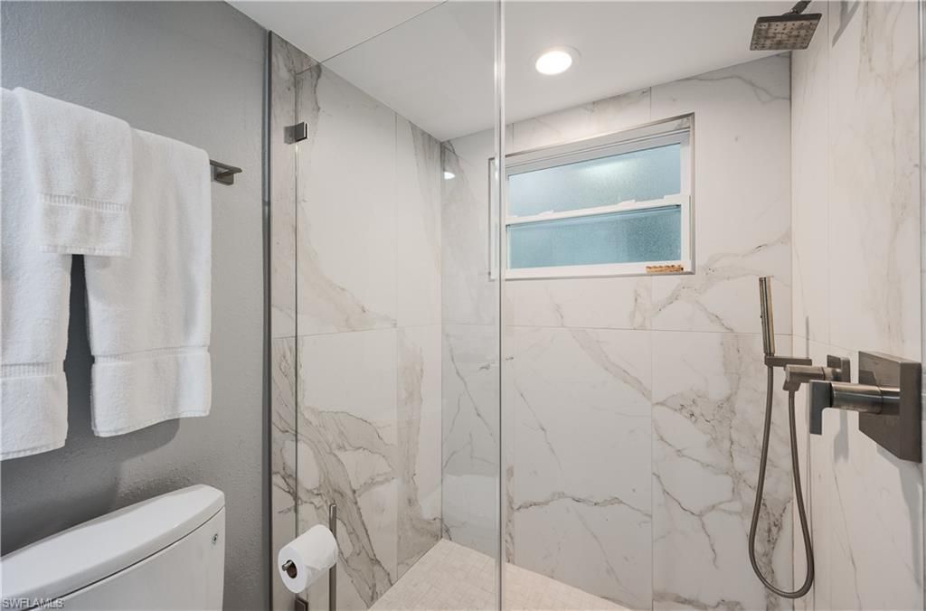 655 8th Ave S, Unit 3, Naples, FL 34102 Photo