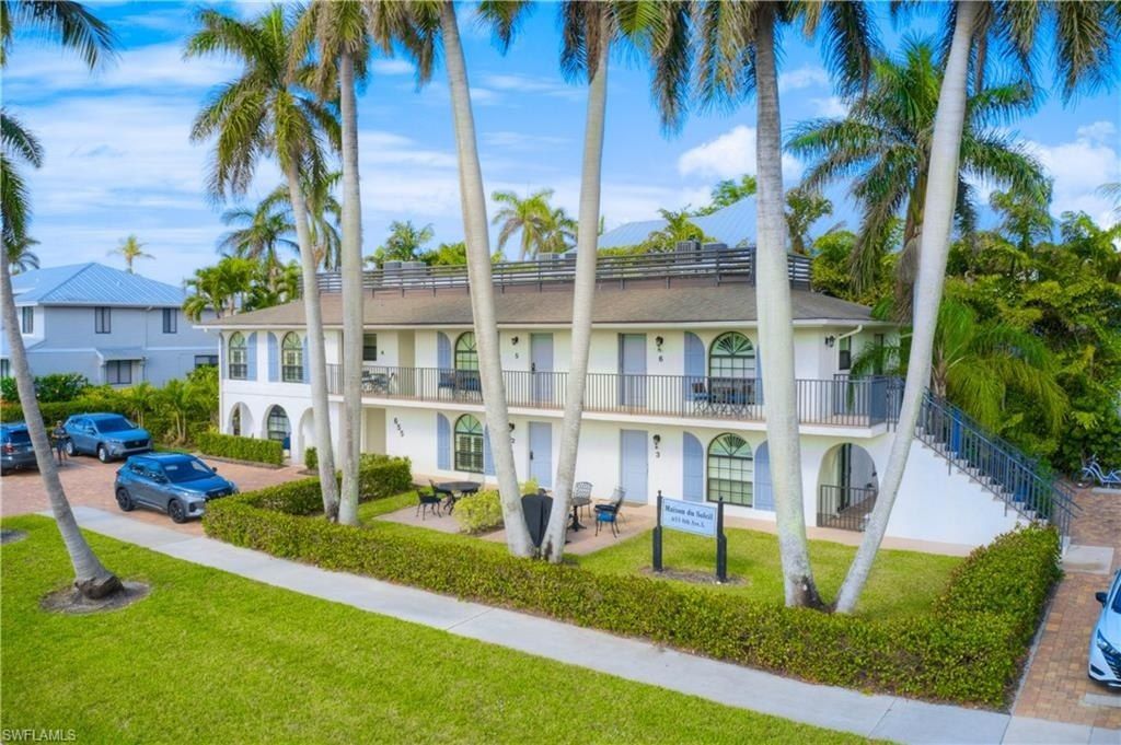 655 8th Ave S, Unit 3, Naples, FL 34102 Photo