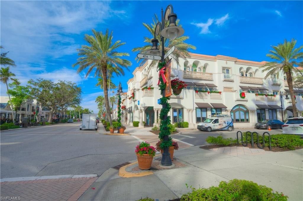 655 8th Ave S, Unit 3, Naples, FL 34102 Photo