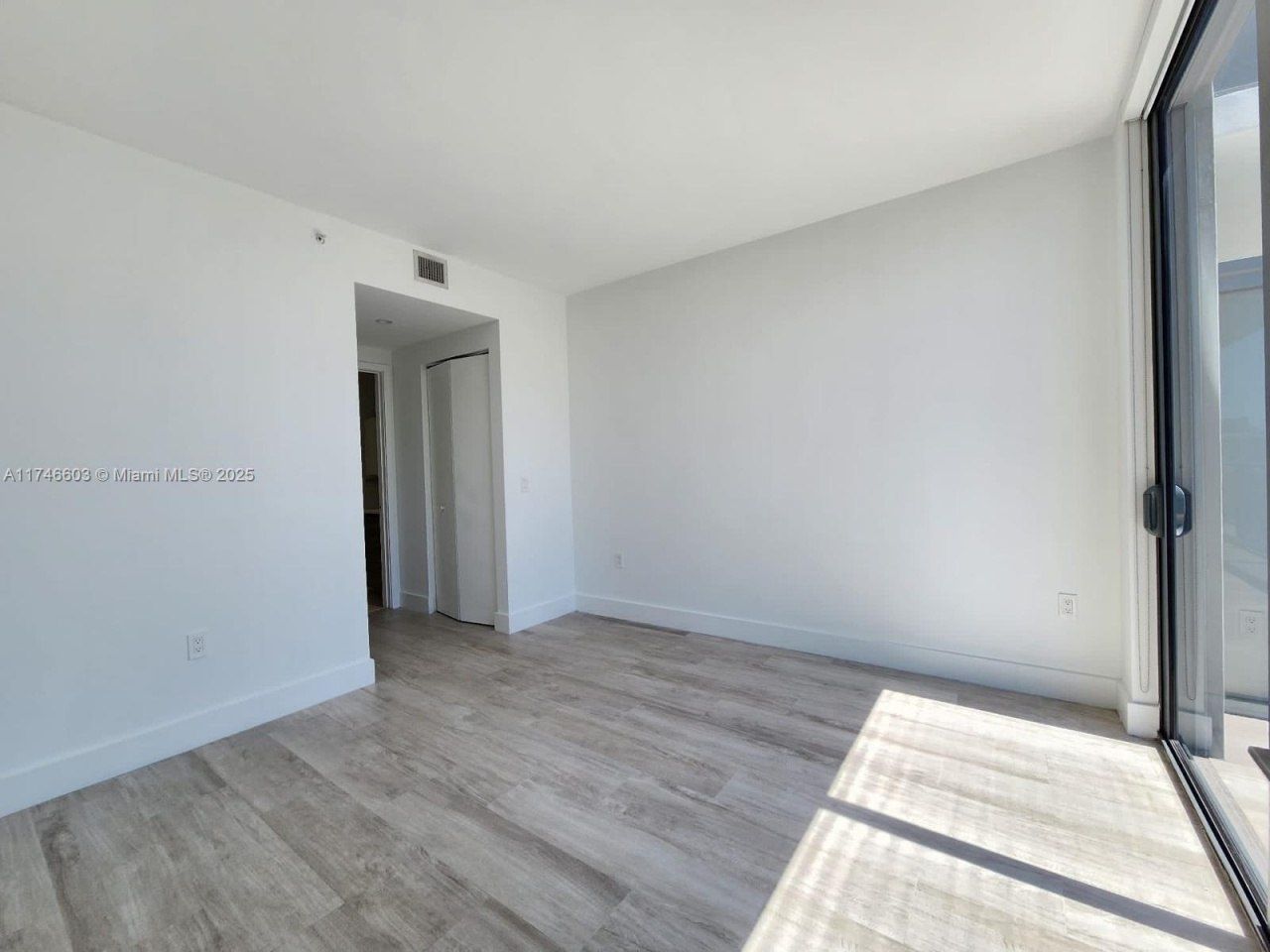 121 NE 34th St, Unit 1906A, Miami, FL 33137 Photo