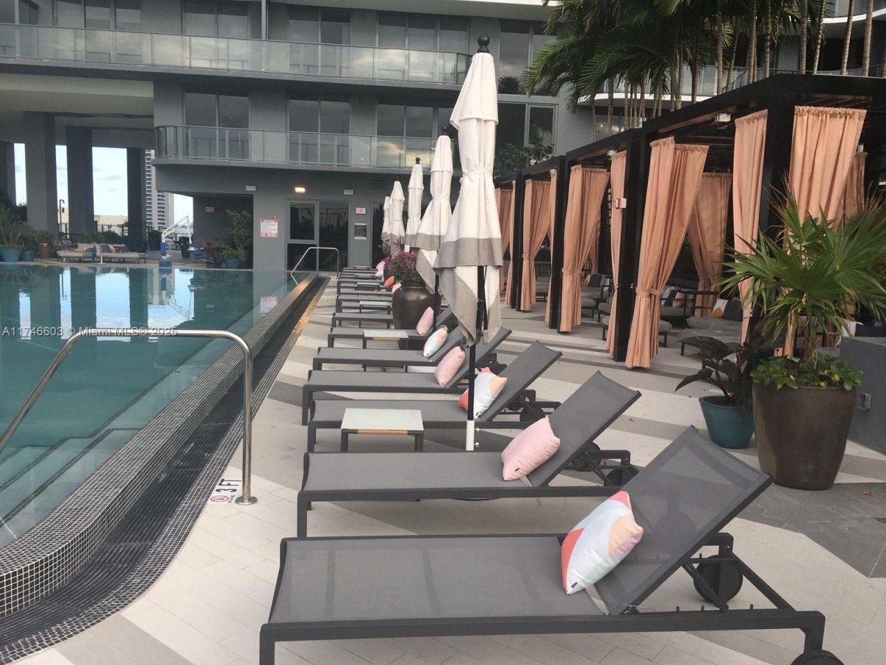 121 NE 34th St, Unit 1906A, Miami, FL 33137 Photo