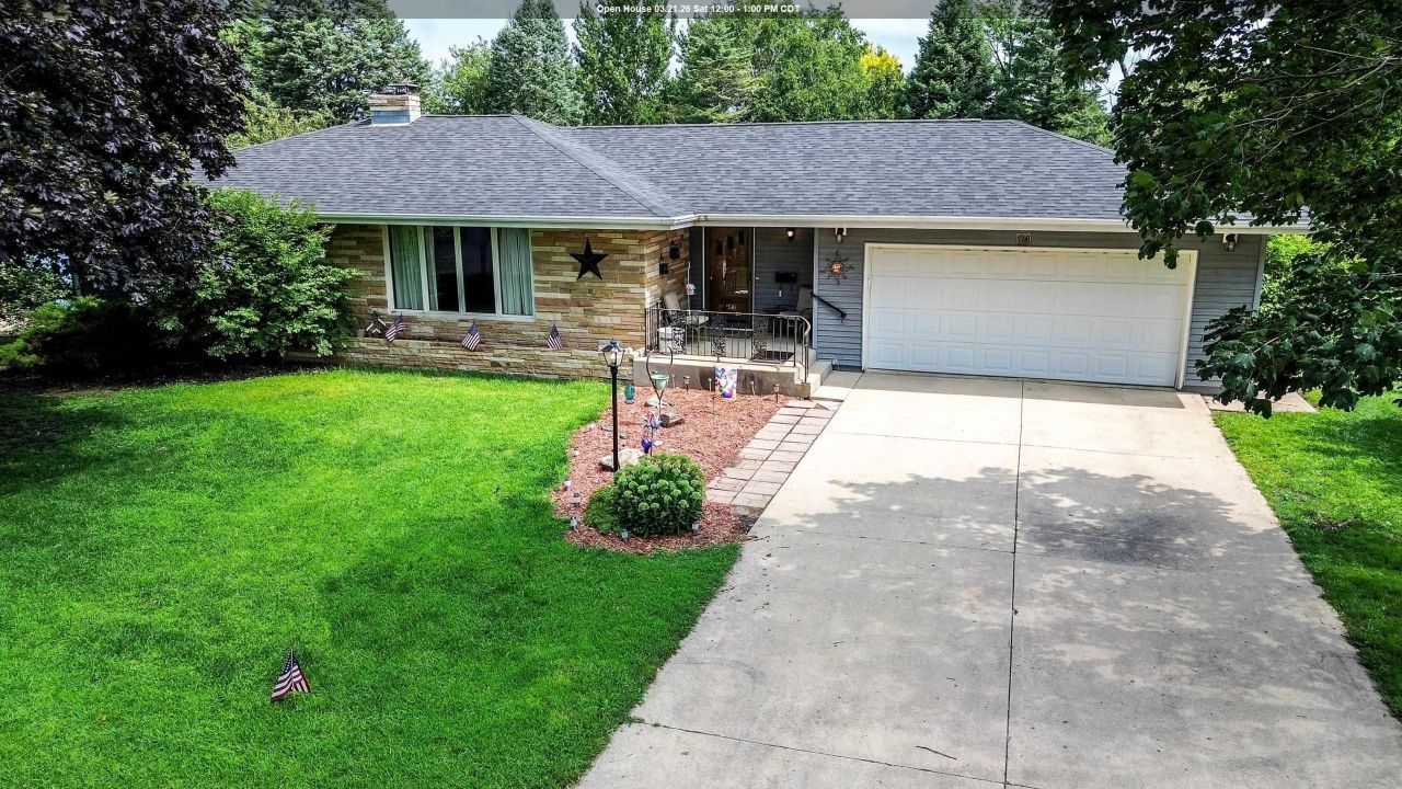 710 Ithaca Avenue Spirit Lake, IA 51360
