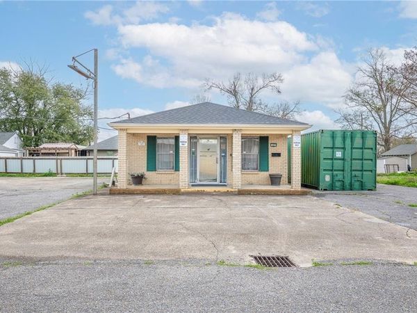 42 ST. CHARLES Street, Norco, LA 70079