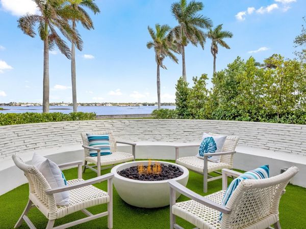 2745 S Flagler Drive, West Palm Beach, FL 33405