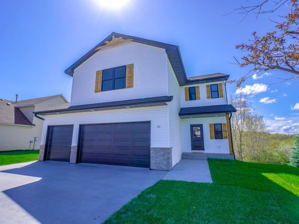 1205 Riverside Drive N, Hudson, WI 54016