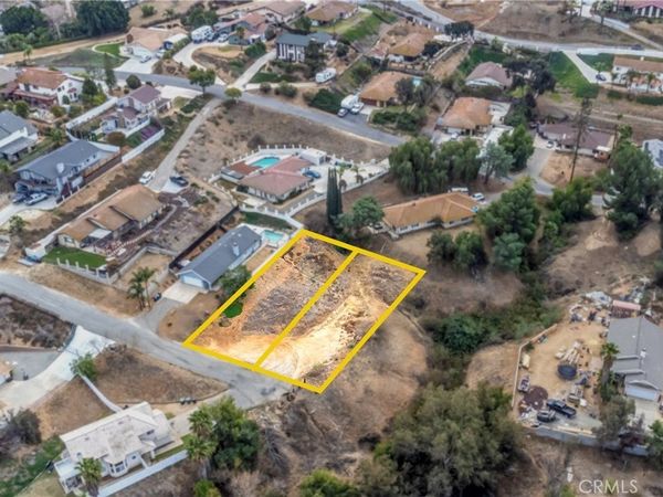 21 Judy Ann Drive, Riverside, CA 92503