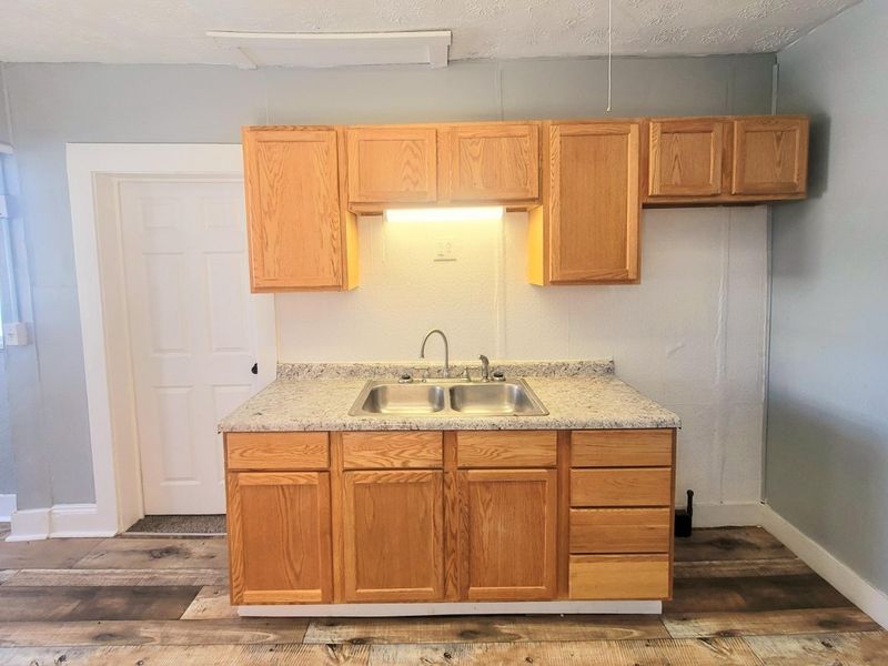 550 E Rose Street, Springfield, OH 45505 Photo 10