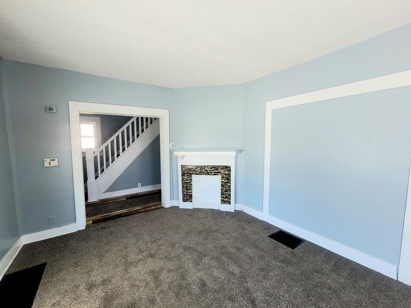 550 E Rose Street, Springfield, OH 45505 Photo 4