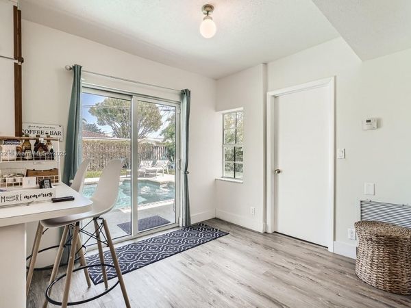 3830 NE 22nd Ter, Lighthouse Point, FL 33064