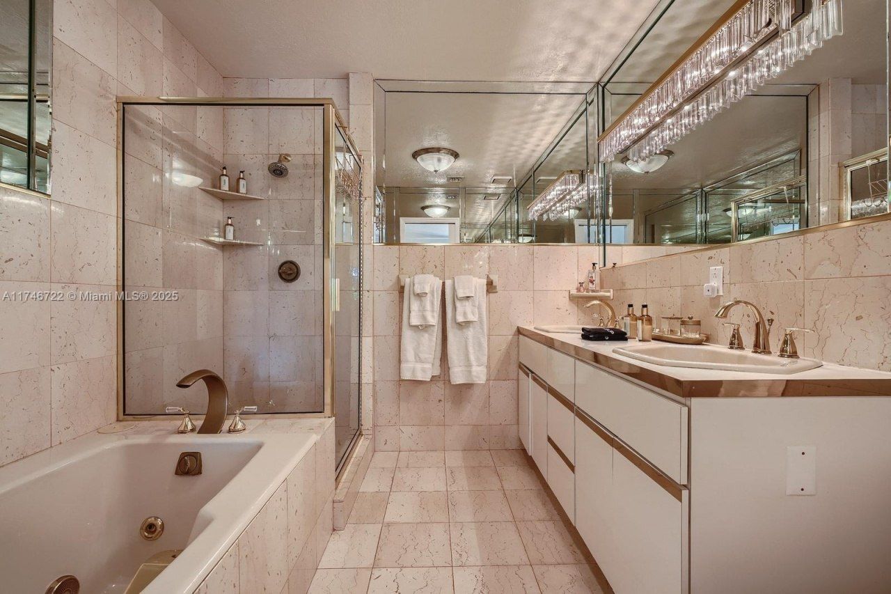 3830 NE 22nd Ter, Lighthouse Point, FL 33064 Photo