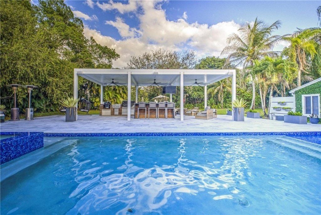 6402 SW 185th Way, Southwest Ranches, FL 33332 Photo