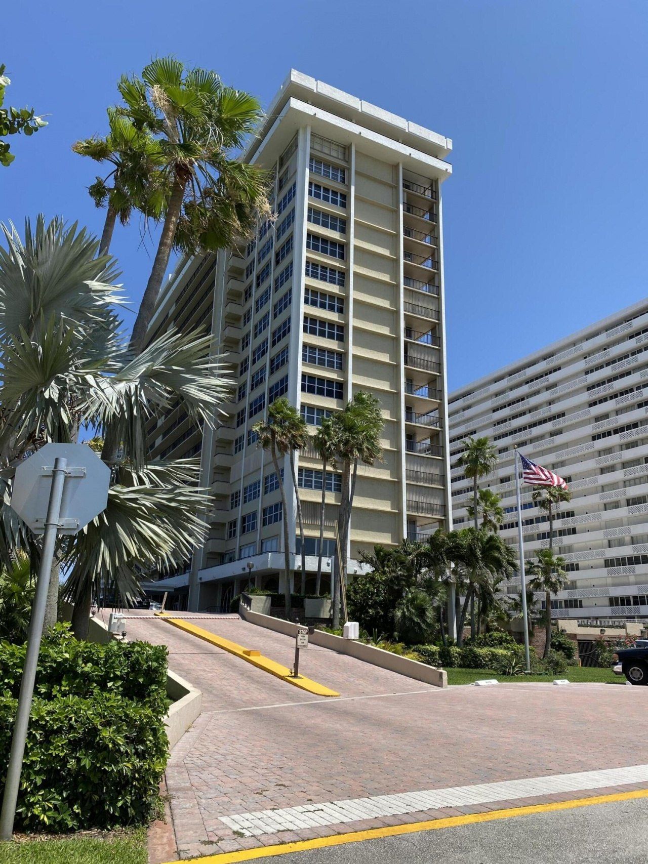 1180 S Ocean Boulevard, Unit 2e, Boca Raton, FL 33432 Photo