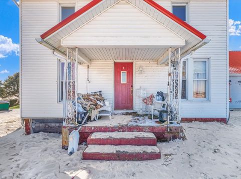 Main Photo