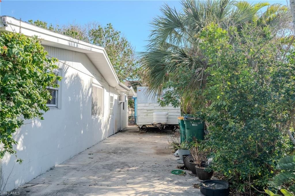 222 1st St, Bonita Springs, FL 34134 Photo