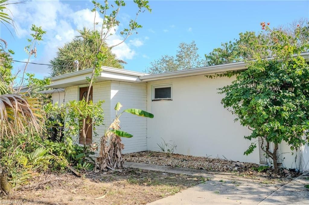 222 1st St, Bonita Springs, FL 34134 Photo