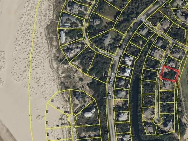 10 Royal Tern Court, Bald Head Island, NC 28461