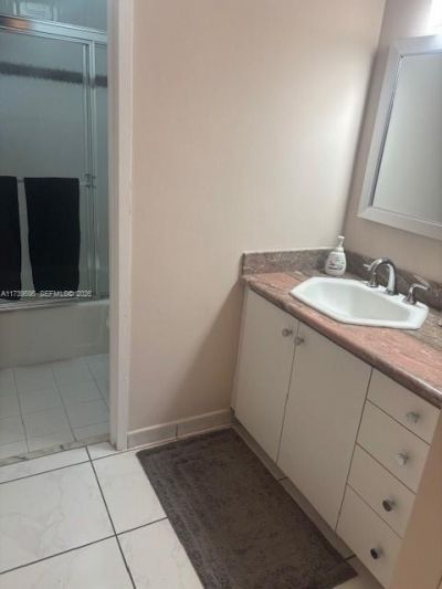 100 Lincoln Rd, Unit 821, Miami Beach, FL 33139 Photo